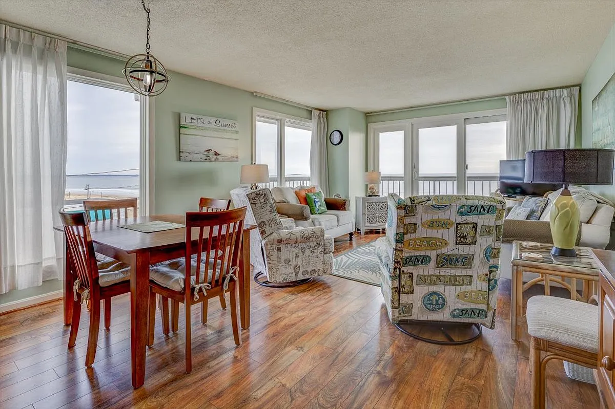 2 bed, 1156 sqft, $2,500 — Photo 4