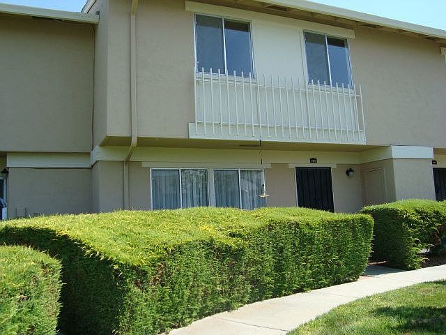 1st image of 3482 Prince Phillip Ct