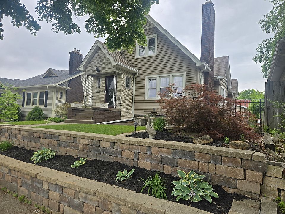 1st image of 2929 Grand Ave