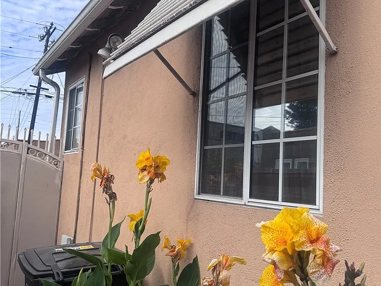9832 Beach St — Photo 30