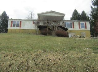 1731 Harvey Rd, Wheeling, WV 26003