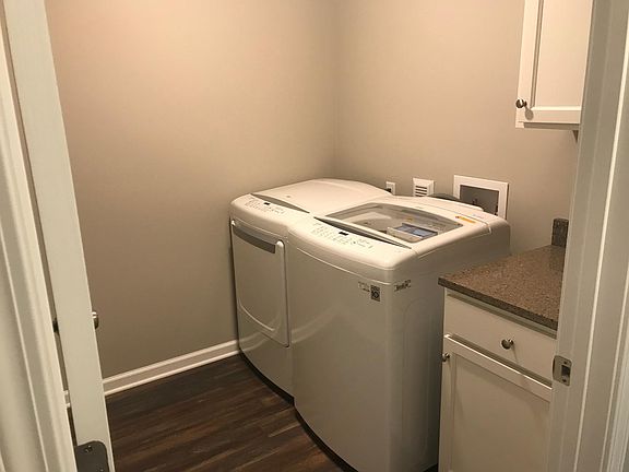 2nd image of 4389 Trail View Dr NE
