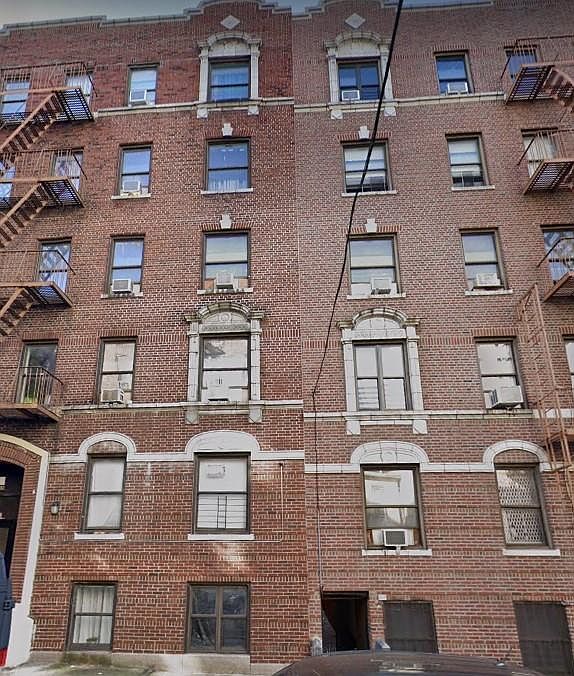 1st image of 2849 Webb Ave APT 3E