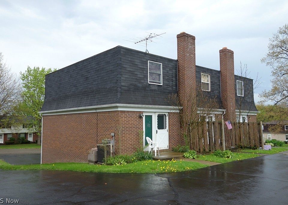 2nd image of 7501-7505 Seymour St NW
