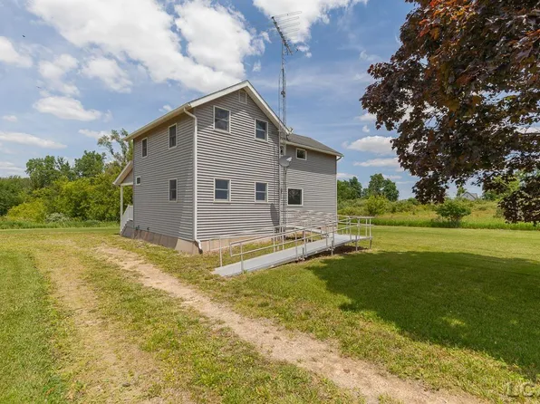 14056 Tomer Rd, Hudson, MI 49247