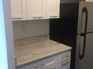 1348 15th St #2H, Fort Lee, NJ 07024