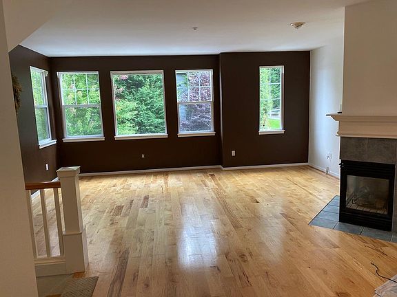3rd image of 13406 NE 154th Dr #28C