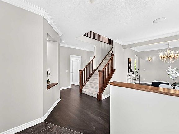 2nd image of 173 S Aspenshire Dr SW