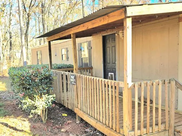 646 Snowy River Pl, Clarkesville, GA 30523