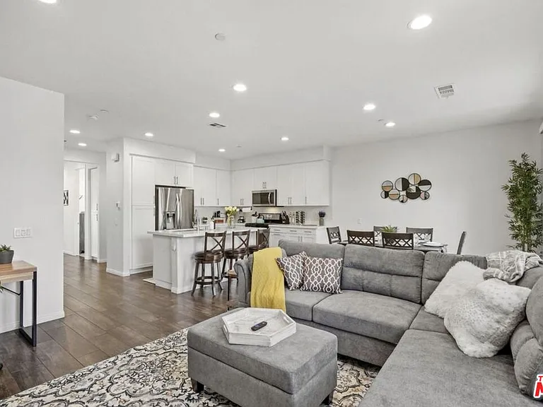 4720 E Washington Ave — Photo 13