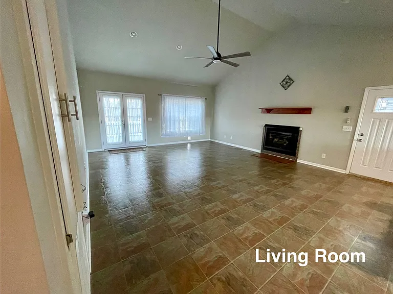 2281 New Market Rd — Photo 23