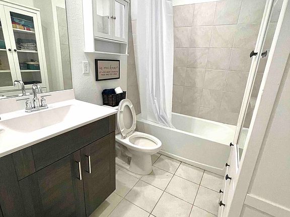 4th image of 1773 SE 7th Ter