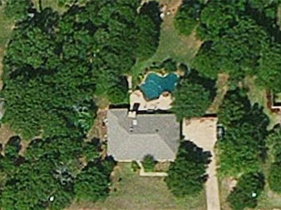 4th image of 808 W Woodglen Dr