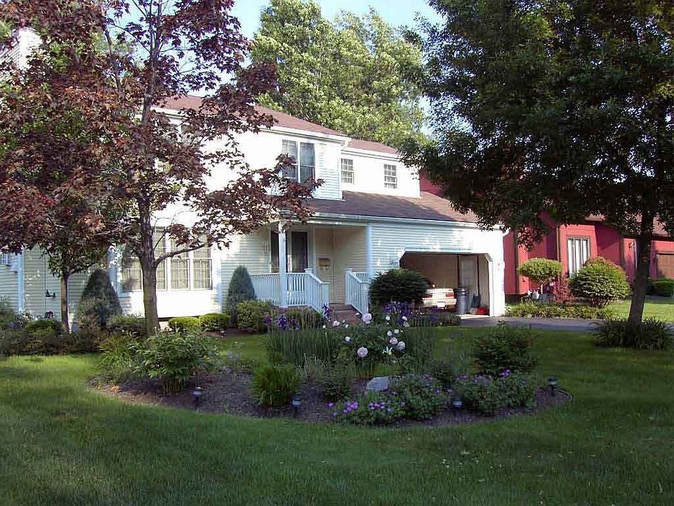 1st image of 289 Shady Grove Dr