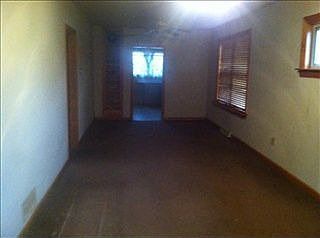 3rd image of 3725 Mississippi St