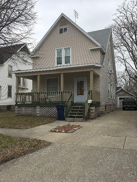 1st image of 406 N Walnut St