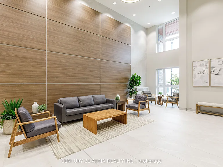 4 Kimberly Ln #124 — Photo 4