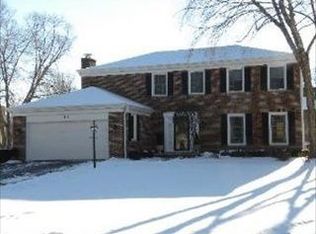 917 Knightsbridge Ln, Schaumburg, IL 60195