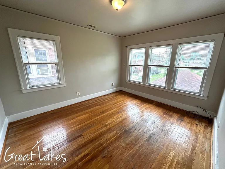 2531 Pingree St — Photo 14