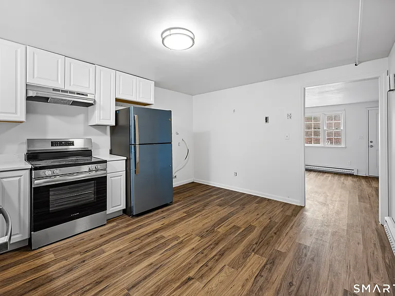 9 Maple Ave #B — Photo 7