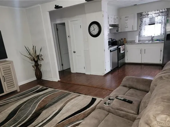 3412 Dartmouth St, Portsmouth, VA 23707