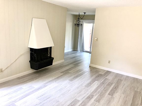 2nd image of 804 Harkness Ln #3
