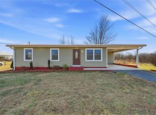 2013 Liberty Church Rd, Yadkinville, NC 27055