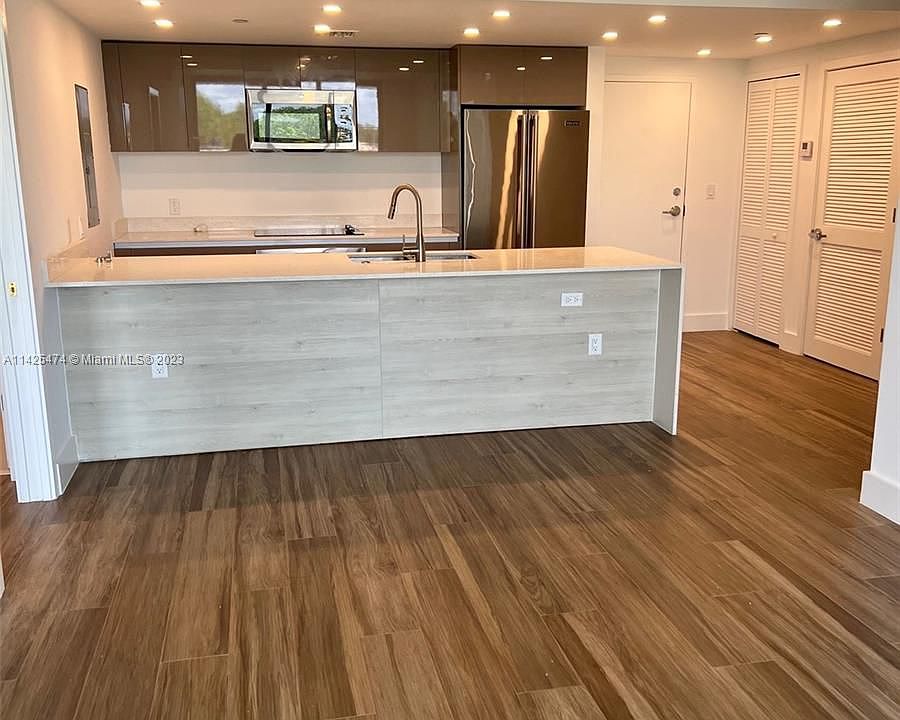 1st image of 13800 Highland Dr #303