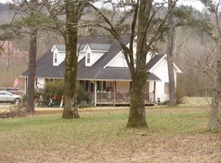 145 Dry Valley Rd, Rossville, GA 30741