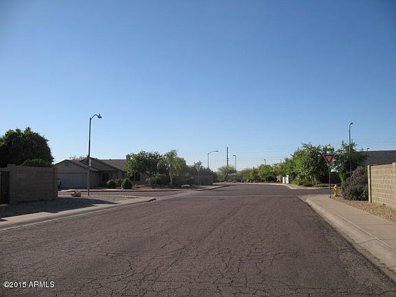 2nd image of 6122 N 89th Dr