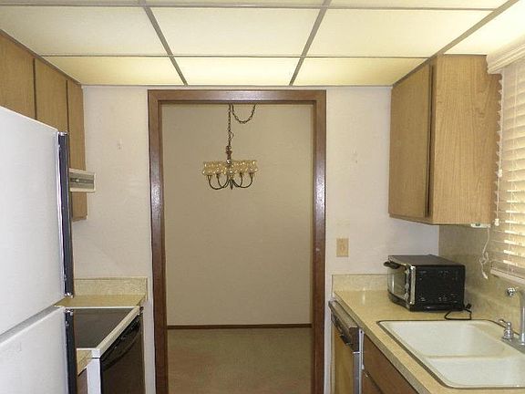 4th image of 13215 N 98th Ave #I