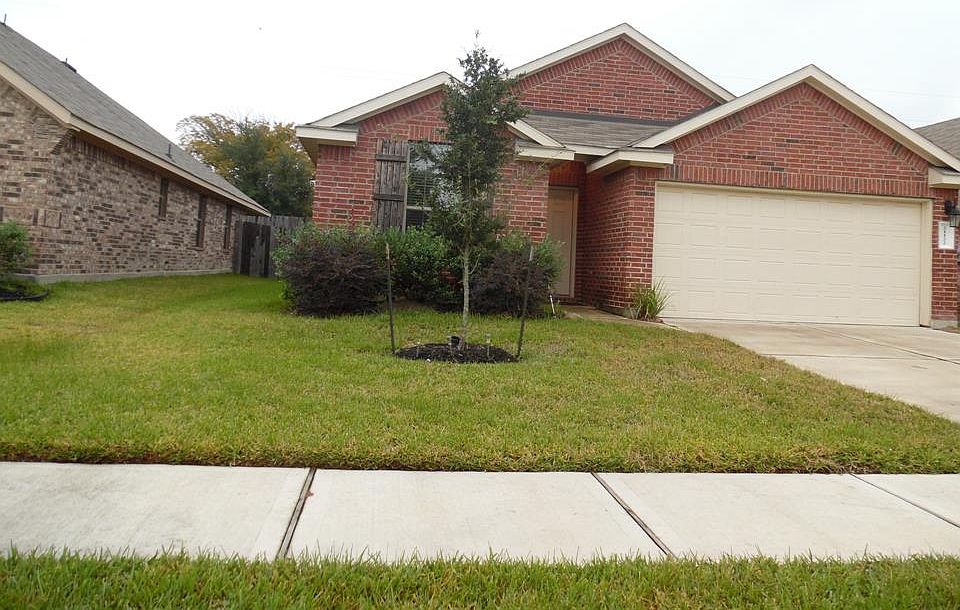 1st image of 21122 Kirkland Woods Dr