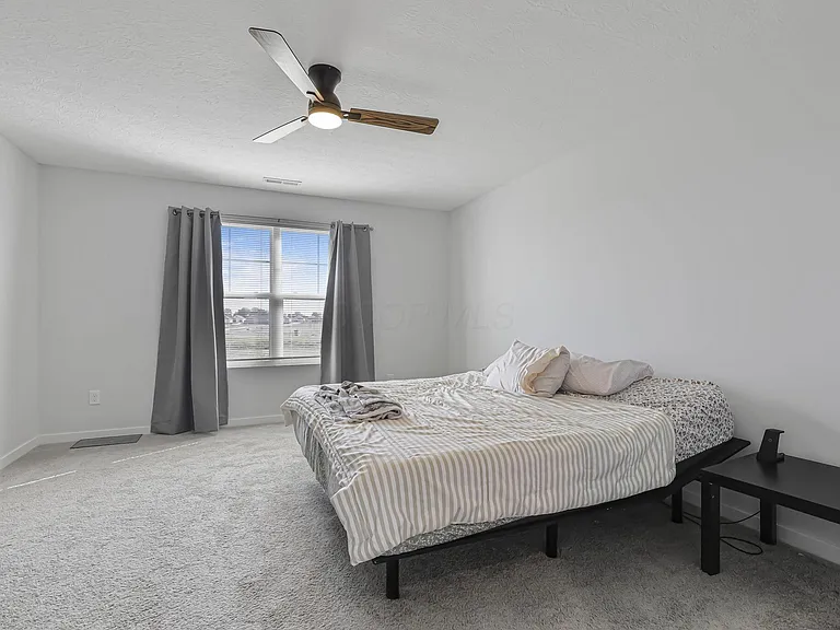758 Leslie Dr — Photo 29