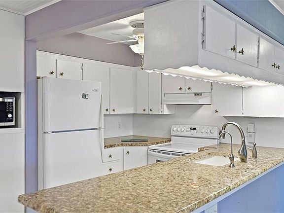 5th image of 2788 45th St S