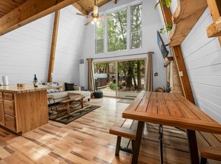 511 Sunset Ln, Sugarloaf, CA 92386