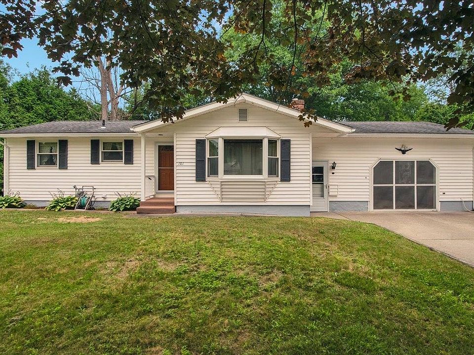 1st image of 101 Birchwood Drive