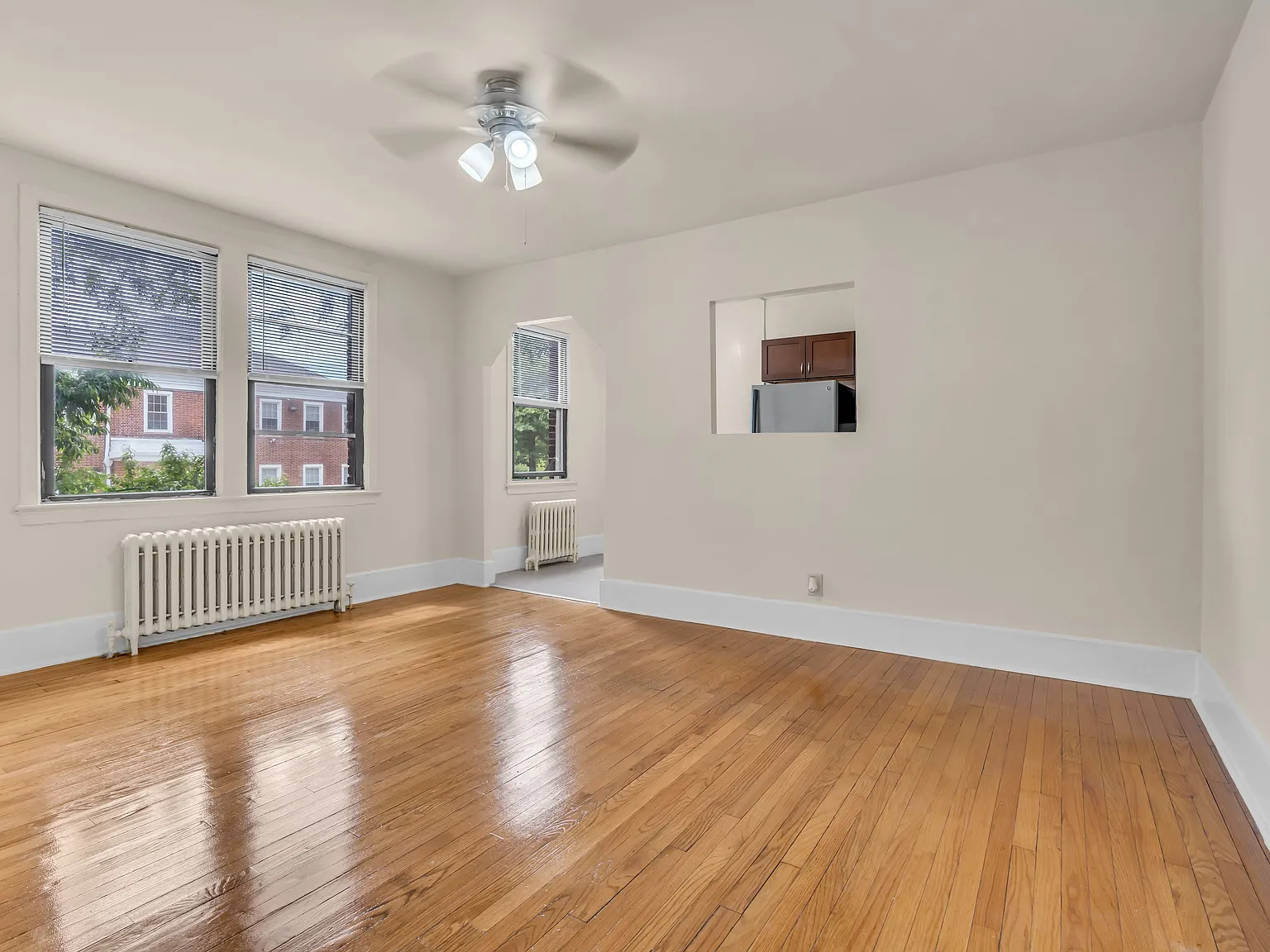 The Hamilton Apartments — Photo 3
