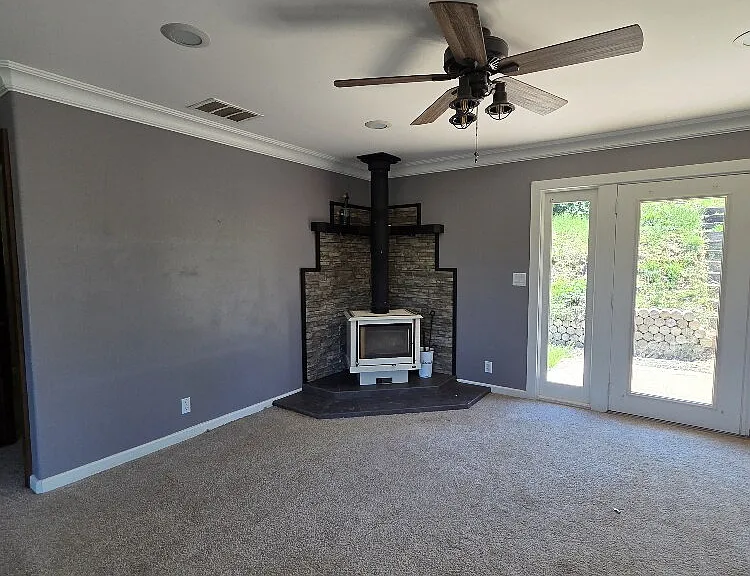 1850 Pear Blossom Ln — Photo 5