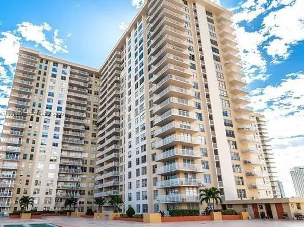 231 174th St #Lo-5, North Miami Beach, FL 33160