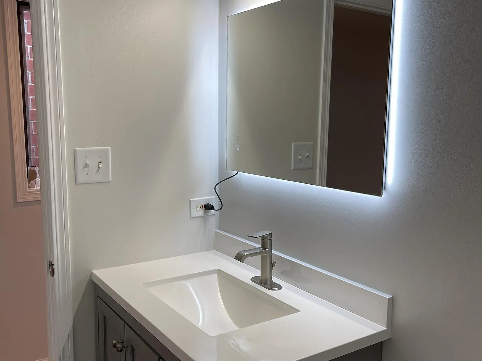 3 bed, 1300 sqft, $2,550 — Photo 3