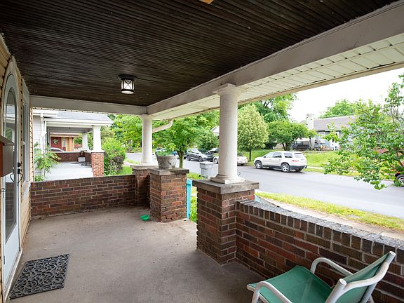 4th image of 1018 N Linwood Ave