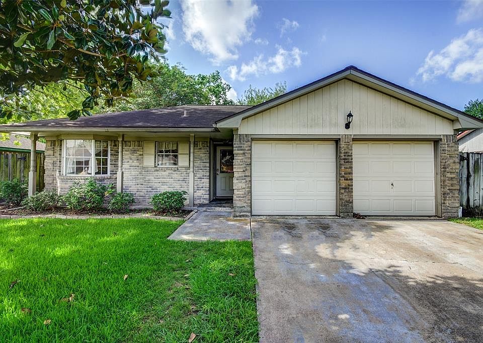 1st image of 11726 Bexar Dr