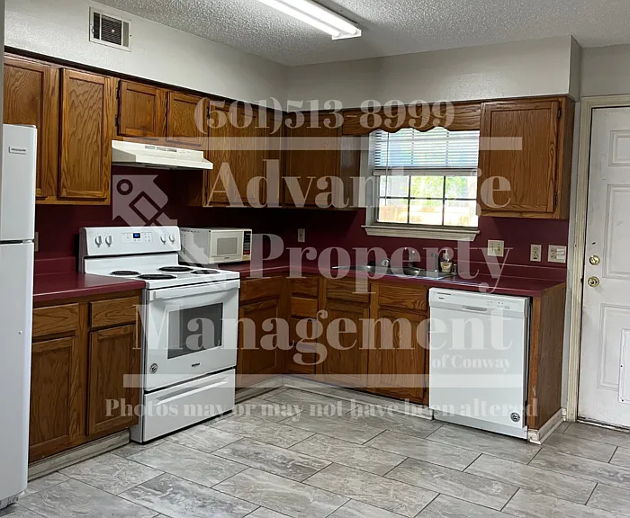 515 3rd Ave #B — Photo 3
