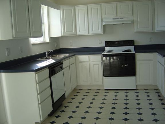 Open, Bright Kitchen