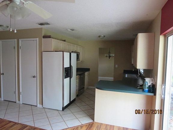 5th image of 3133 Orleans Way S