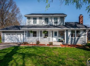 3032 SW Arvonia Pl, Topeka, KS 66614