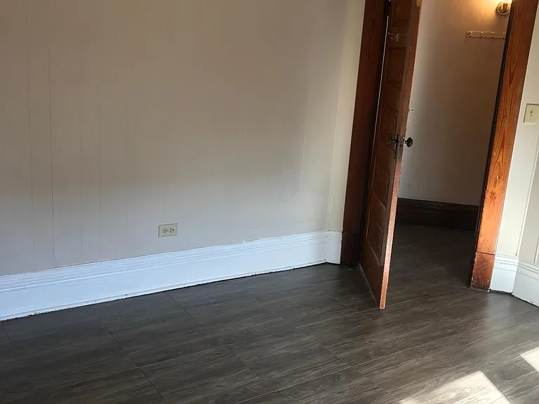 106 Patton St #UPSTAIRS — Photo 26