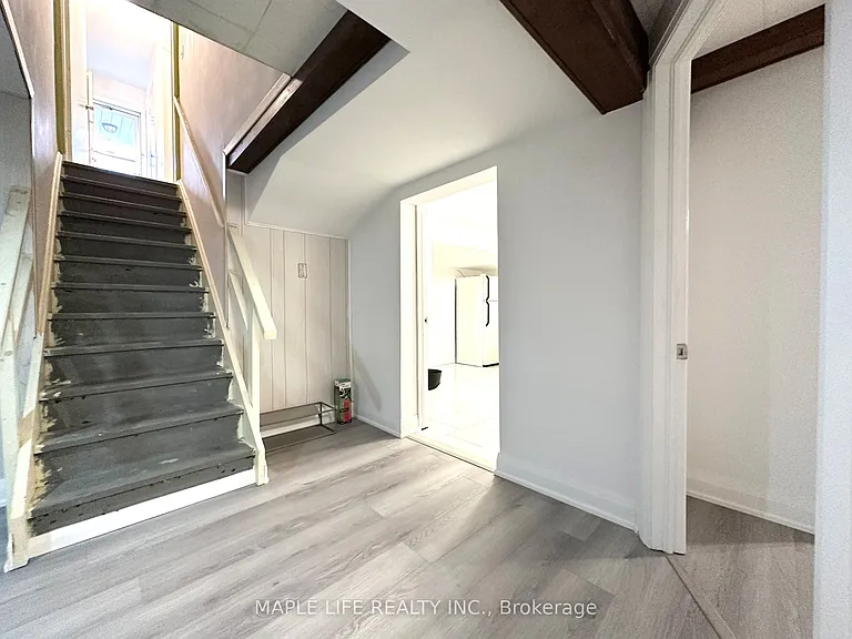 37 Pinemeadow Blvd #BASEMENT — Photo 7