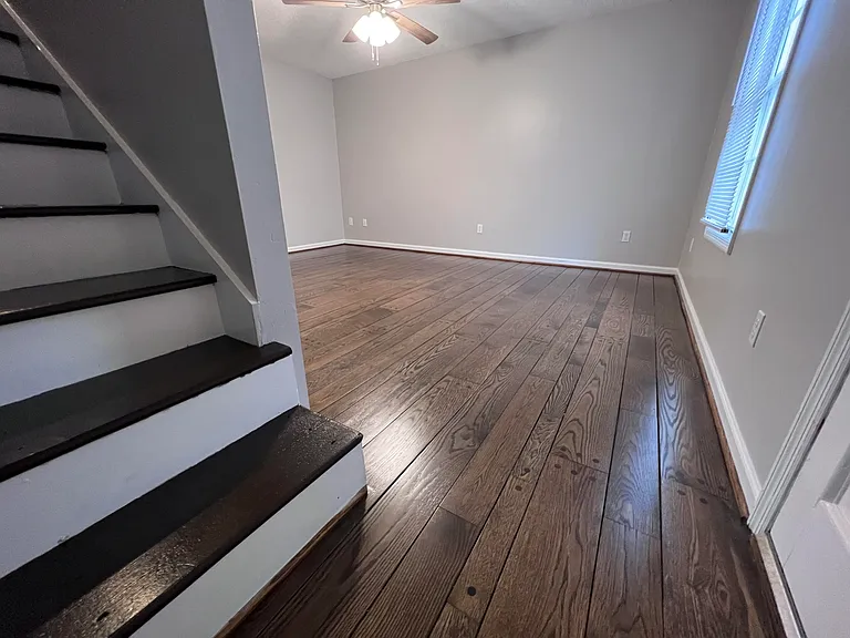401 Moore St #202 — Photo 2
