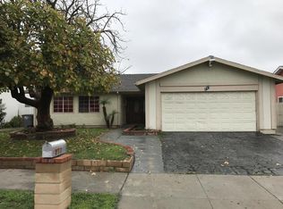 211 W Stroube St, Oxnard, CA 93036